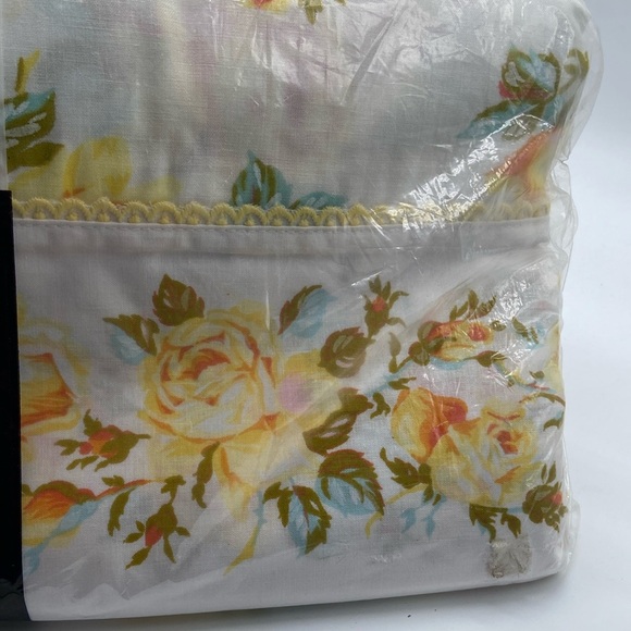 Vintage Tex-Made Truprest Yellow Roses Floral Double Full Flat Sheet 81 x 100 - Picture 6 of 6